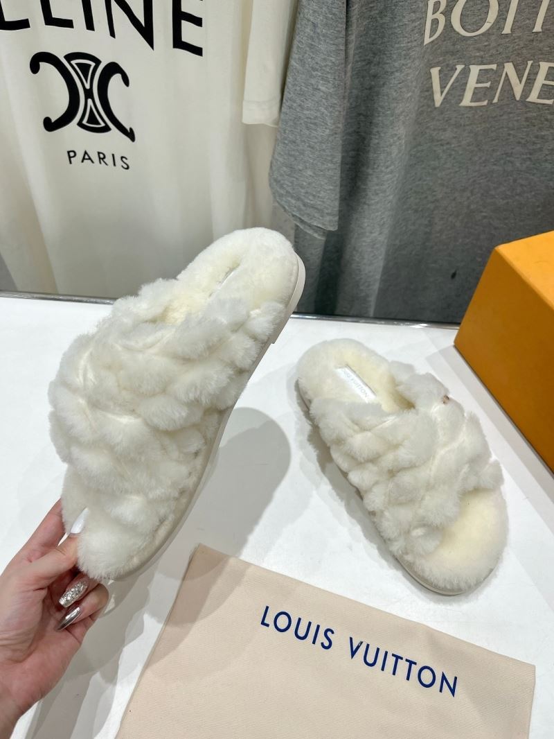 Louis Vuitton Slippers